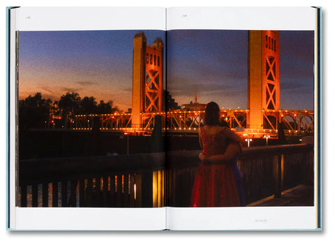Greta Gerwig - Lady Bird Screenplay Book