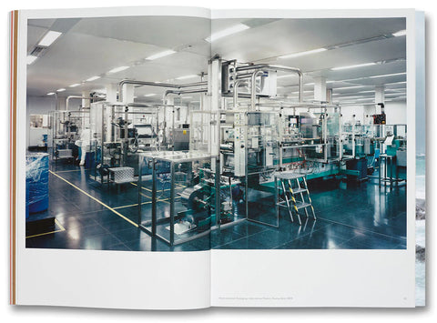 Thomas Struth - Nature & Politics