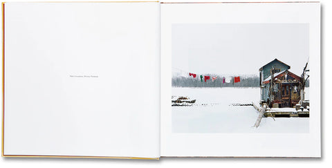 Alec Soth - Sleeping By The Mississippi