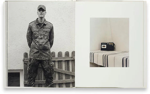 Collier Schorr - Neighbors Nachbarn