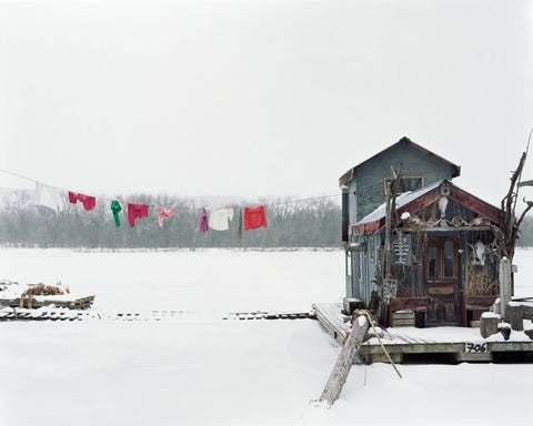 Alec Soth - Sleeping By The Mississippi